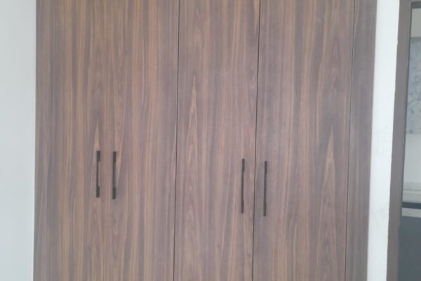 Services de menuiserie et travaux de bois sur mesure